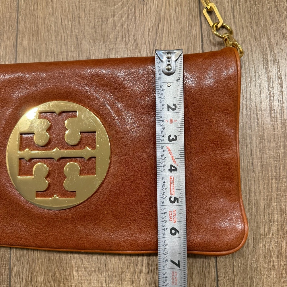 Tory Burch Reva in Cognac Leather Clutch with Gold Chain - Picture 12 of 13